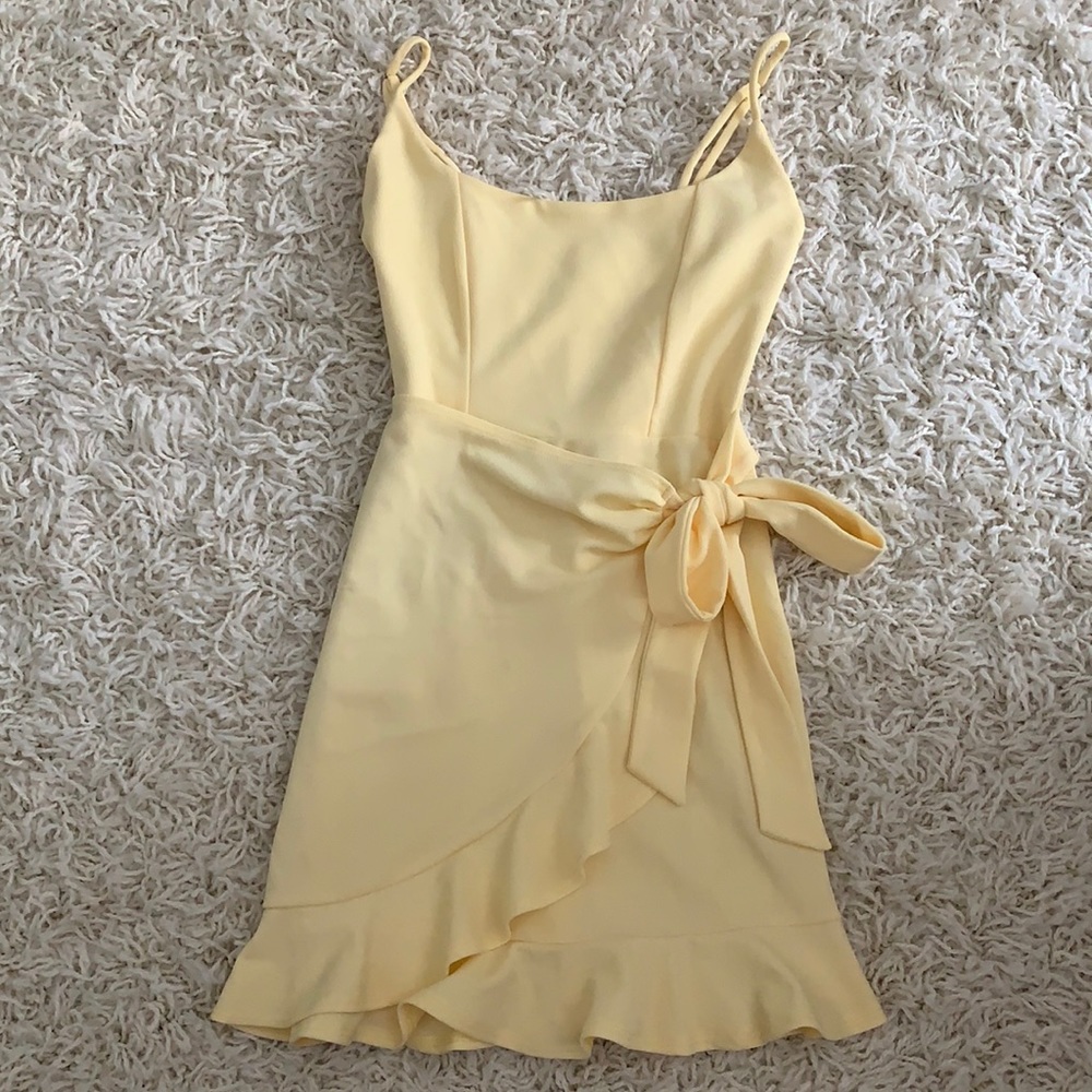 Lucy in the sky yellow dress